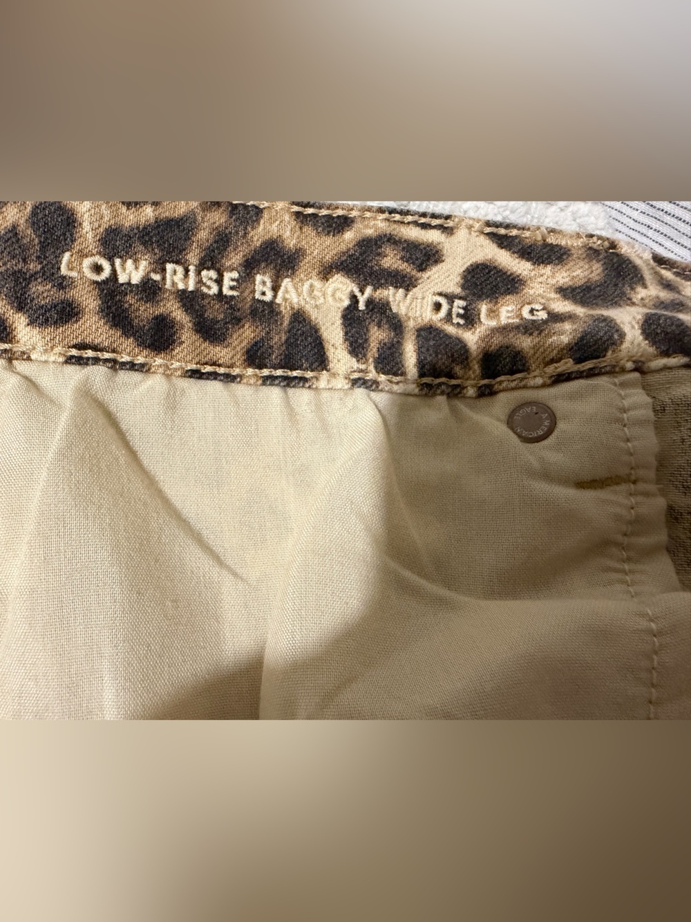 American Eagle Outfitters Leopard Print Wide Leg Pants - size 10 short - Picture 6 of 8